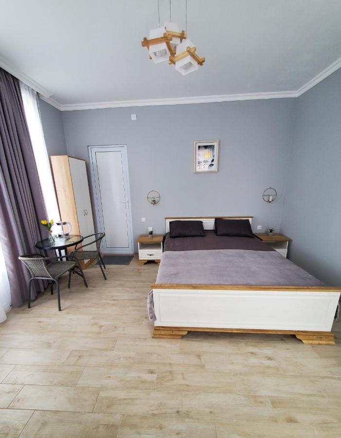 Maka Bed and Breakfast Ureki Exteriör bild