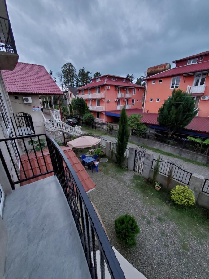 Maka Bed and Breakfast Ureki Exteriör bild
